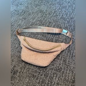 Pink Lily Camel Teddy Belt Bag